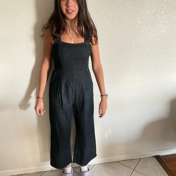 Women's dark Denim Jumpsuit - Picture 4 of 5